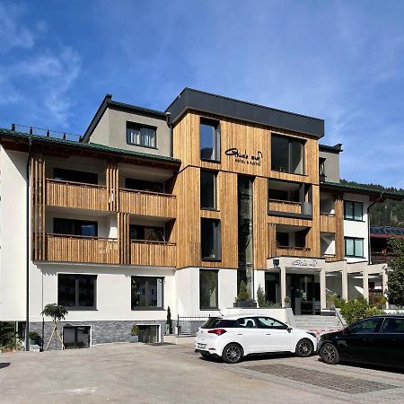 Hotel & Suites Glueck Auf Mayrhofen Exterior foto